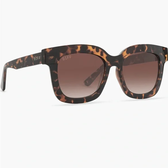 DIFF 56mm Makay Women's Tortoiseshell Square Sunglasses - Brown Gradient - Picture 2 of 5